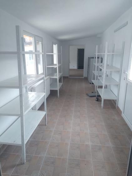 Spațiu comercial, de 200 mp, în Valea