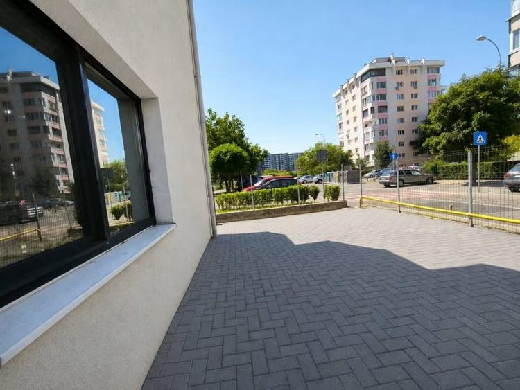 Apartament cu 2 camere în Între Lacuri