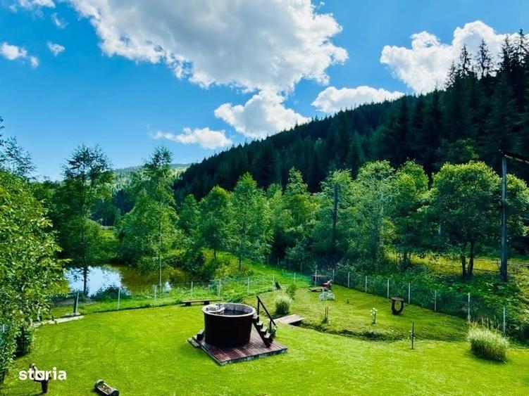 Casă cu 4 camere în Valea Putnei