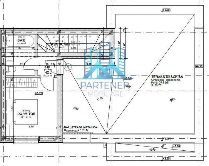 Apartament cu 4 camere în Rediu