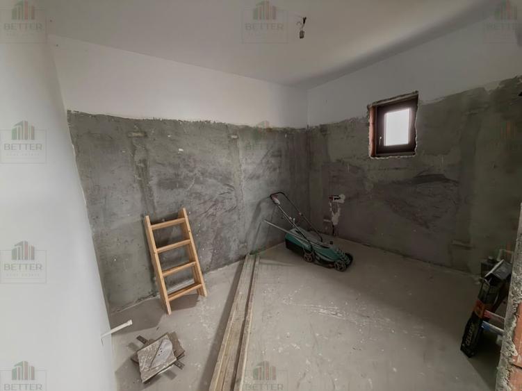Casă individuală cu 5 camere cu Garaj în Popești-Leordeni