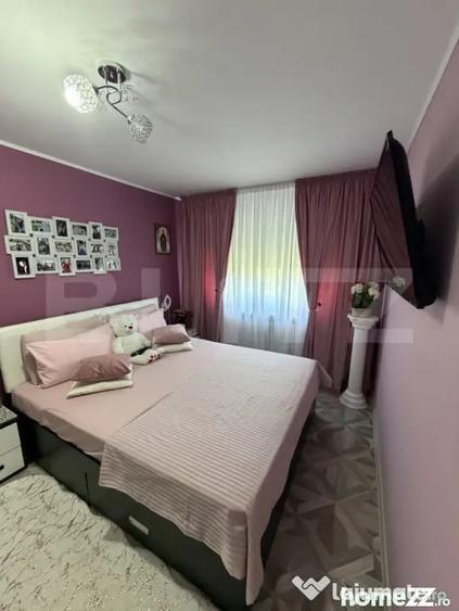 Apartament cu 3 camere semidecomandat în Central