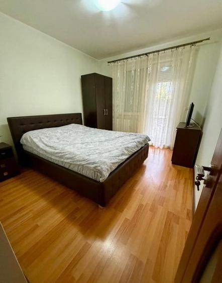 Apartament cu 2 camere decomandat, mobilat în Cetate