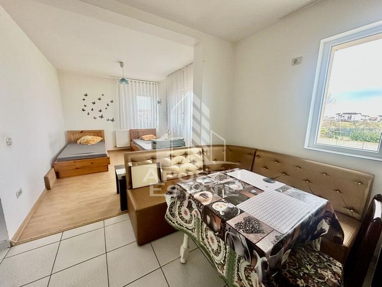 Apartament cu 2 camere semidecomandat, mobilat în Chișoda