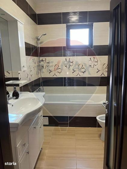 Casa / Vila de vanzare str Dobrogeanu Gherea Radauti - 6