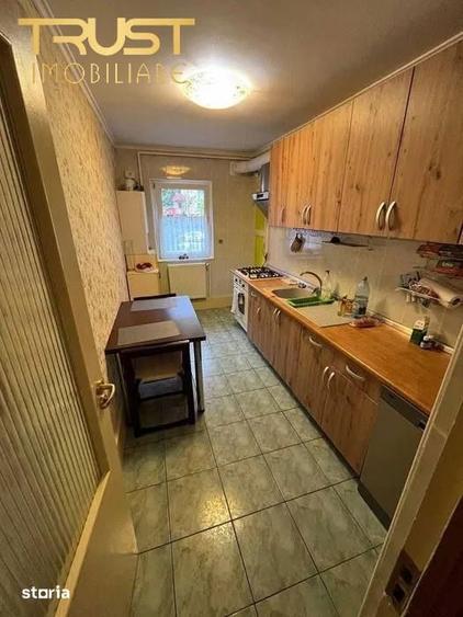 Apartament cu 3 camere decomandat în Valea Cetății
