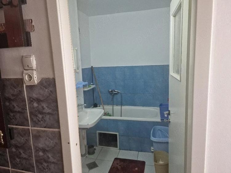 Apartament cu 2 camere semidecomandat în Dărmănești