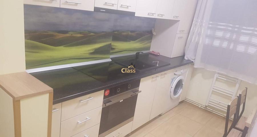 Apartament cu 2 camere semidecomandat, mobilat în Semicentral