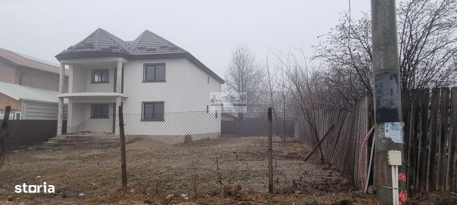 Casă cu 4 camere în Giurgeni