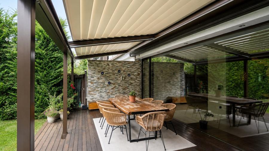 Casă individuală cu 9 camere cu Teren 1300 Mp în Pipera