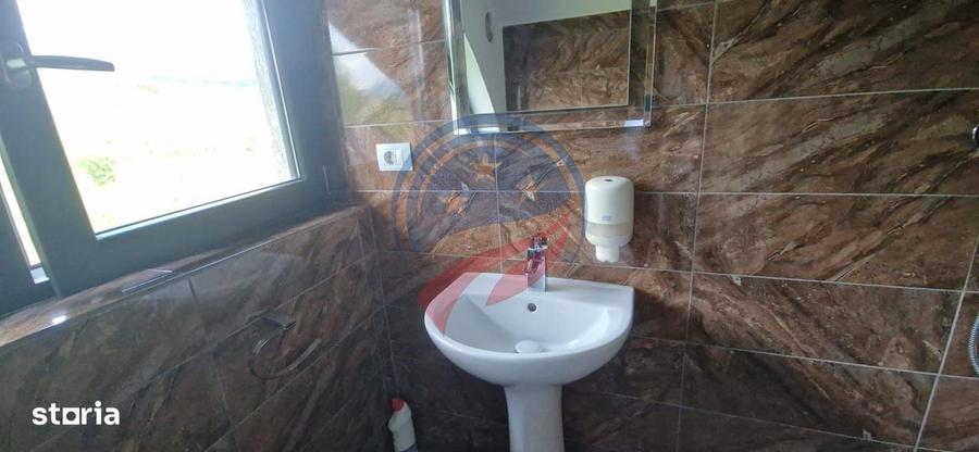 Casă cu 4 camere în Jiblea Nouă