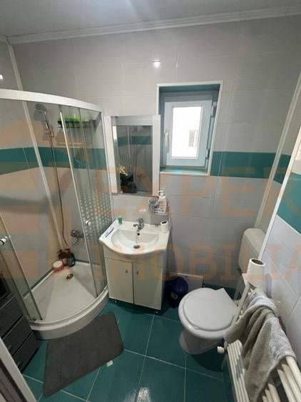 Apartament cu 2 camere decomandat, mobilat în Ultracentral