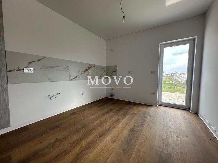 Duplex cu 4 camere cu Teren 295 Mp în Săcălaz