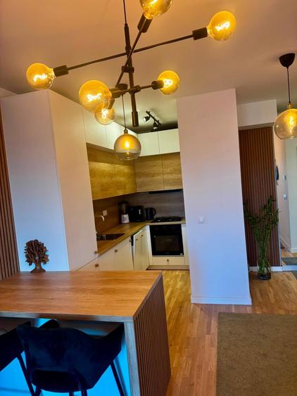 Apartament cu 2 camere semidecomandat, mobilat în Dămăroaia