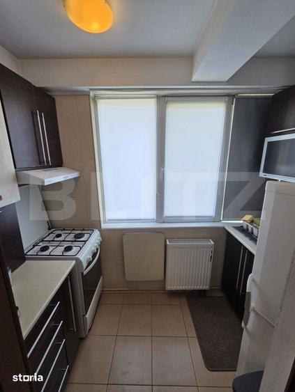 Apartament de inchiriat cu 3 camere, cartier Bradet - 11