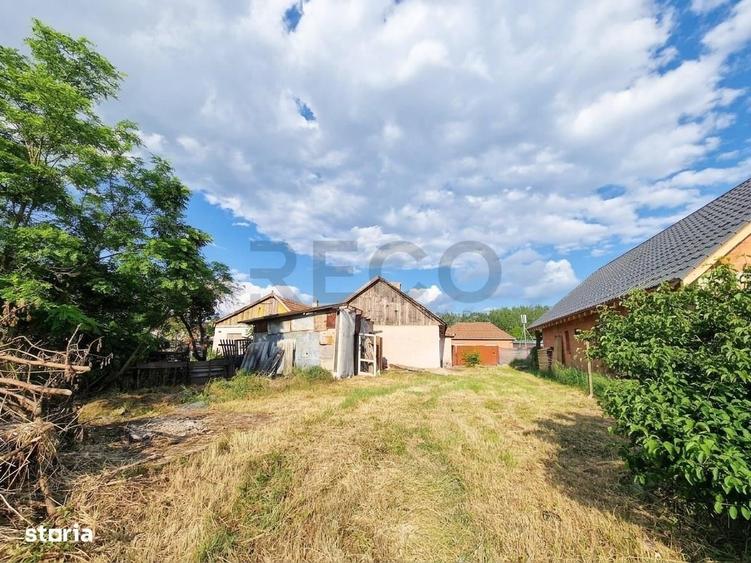 Casă cu 3 camere cu Teren 1940 Mp în Biharia