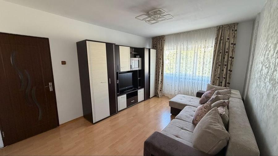 Apartament 3 camere Pacurari - 1