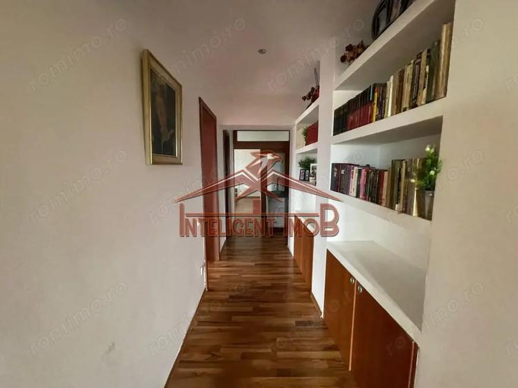 Apartament cu 4 camere semidecomandat în Central