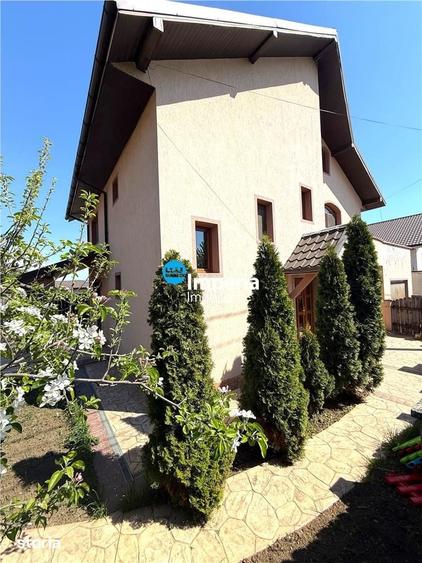 Casă cu 4 camere cu Teren 370 Mp în Ciurea