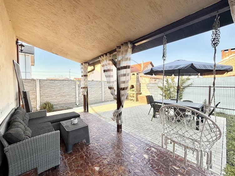Casă cu 3 camere cu Teren 270 Mp în Ghiroda