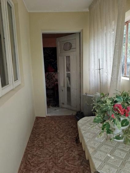 Casă cu 3 camere cu Teren 1690 Mp în Făcăeni