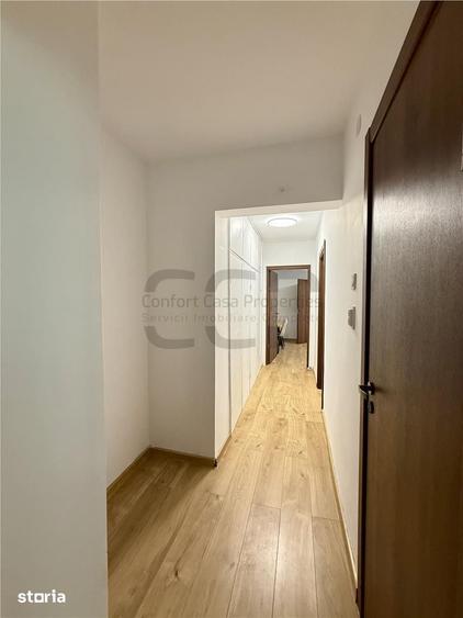Apartament cu 3 camere semidecomandat în Iancului