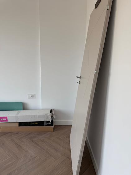 Apartament cu 2 camere decomandat în Drumul Taberei