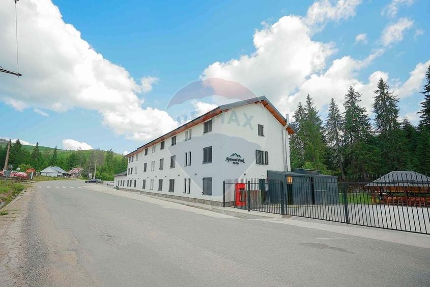 Hotel/Pensiune, de 972 mp, în Budureasa