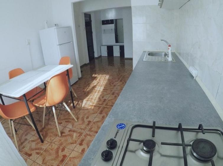 Proprietar inchiriez apartament 2 camere - Spitalul Judetean - 7