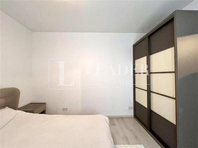 Apartament cu 3 camere decomandat, mobilat în Unirii
