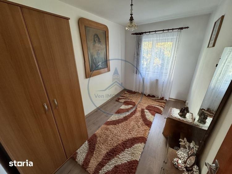 Apartament cu 3 camere decomandat în Ștefan cel Mare