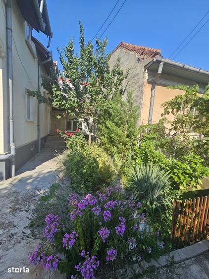 Casă cu 5 camere cu Teren 250 Mp în Gheorgheni
