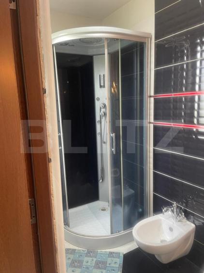 Casă individuală cu 3 camere cu Garaj în Pomi