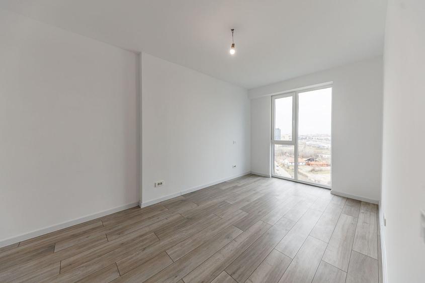 Apartament cu 2 camere decomandat în Take Ionescu