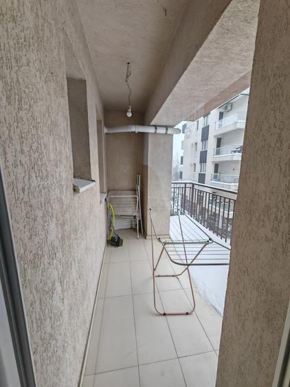 Garsonieră decomandată în Apărătorii Patriei