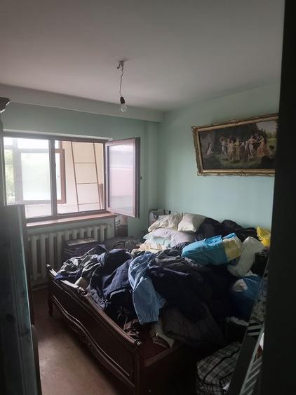 Apartament cu 2 camere decomandat în Nicolina