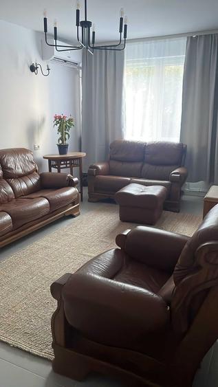 Apartament cu 3 camere decomandat în Fizicienilor