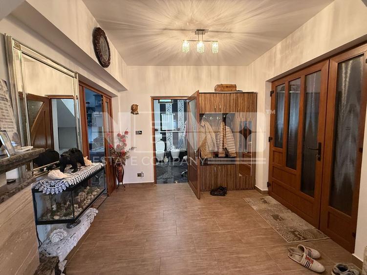 Casă cu 9 camere cu Canalizare în Marginea