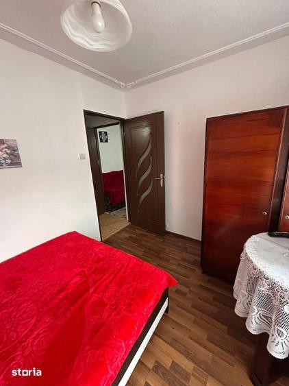 De vanzare apartament 2 camere si balcon,etj intermediar. Pret 43000e - 2