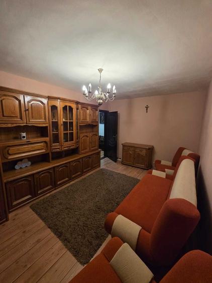 Apartament cu 2 camere decomandat în Decebal