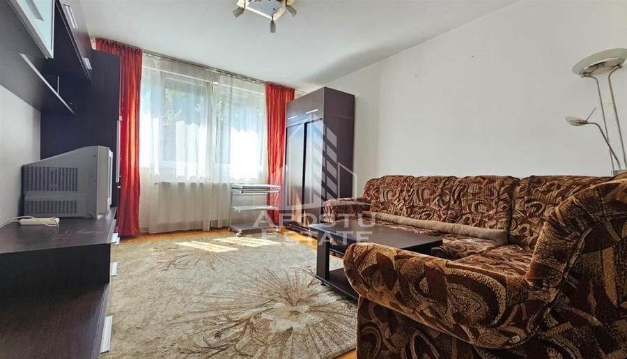 Apartament cu 2 camere decomandat, mobilat în Podgoria