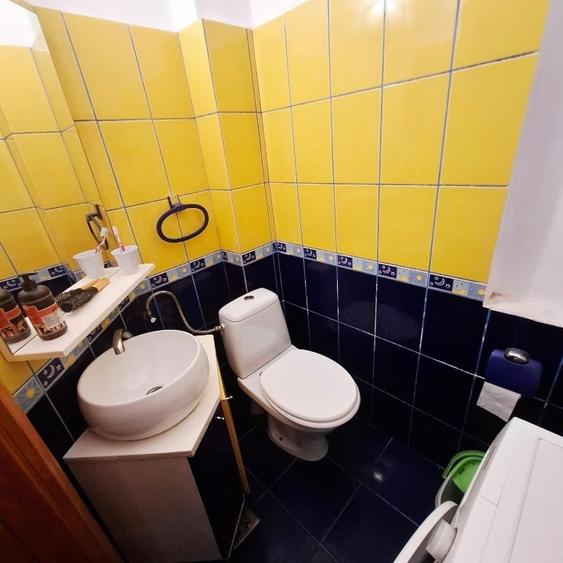Casă individuală cu 5 camere cu Canalizare în Central
