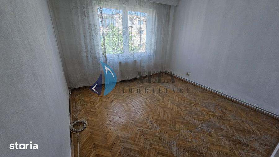 Apartament cu 4 camere decomandat în Reghin
