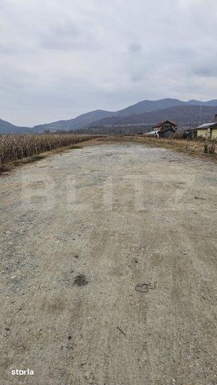 Teren de 2600 mp, în Șoimuș