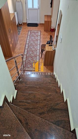 Casă cu 4 camere cu Teren 1000 Mp în Central