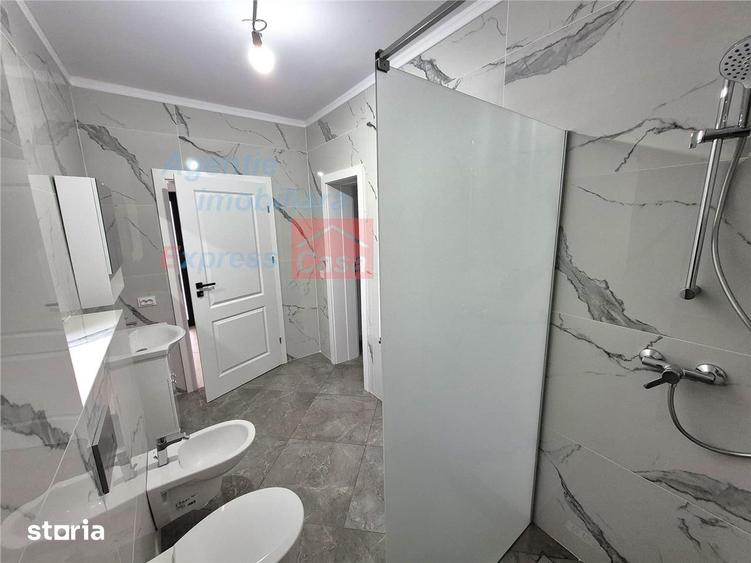 Casă cu 4 camere cu Teren 600 Mp în Dumești