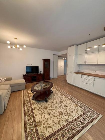 Apartament cu 3 camere în Colentina