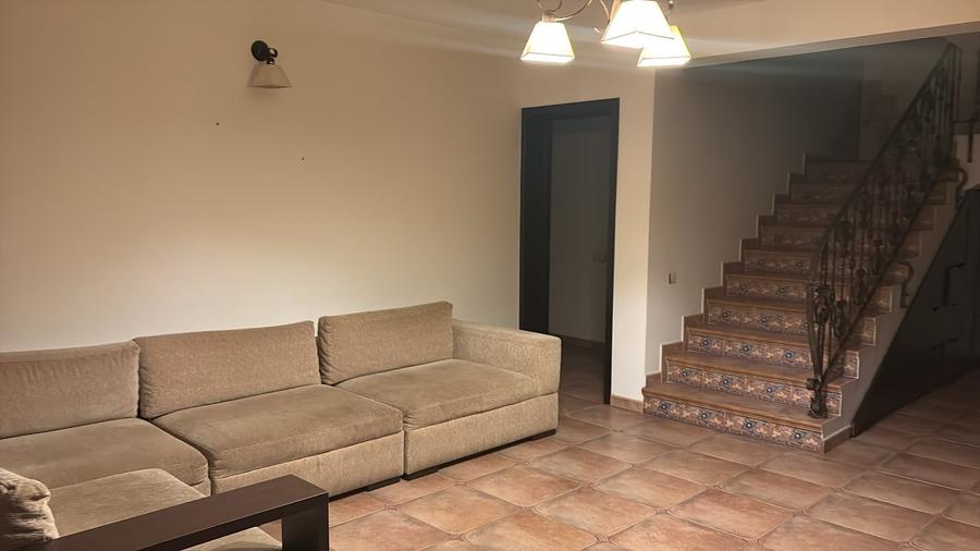 Casă cu 4 camere cu Teren 500 Mp în Pipera