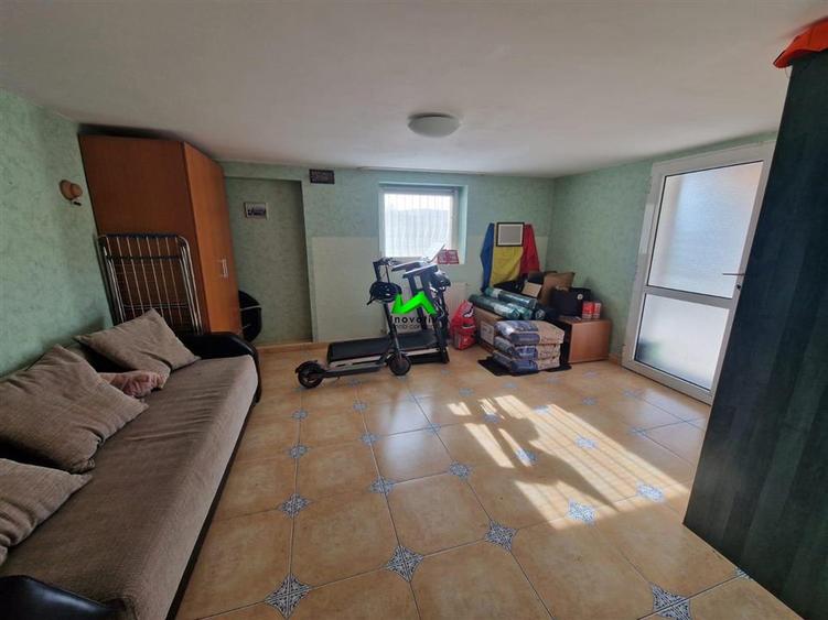 Casă individuală cu 6 camere cu Teren 500 Mp în Șura Mică