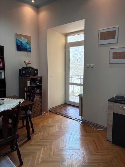 Apartament cu 3 camere semidecomandat în Ultracentral